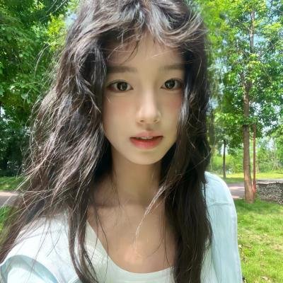 暴雨寒梅